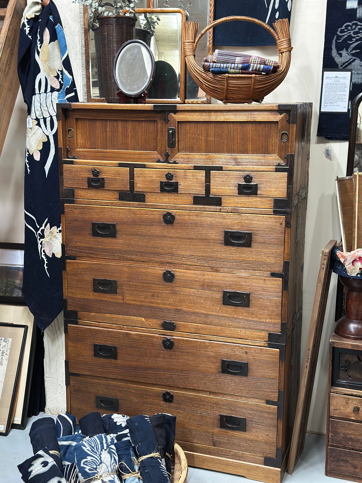 Antique Japanese Isho-Tansu Clothing Chest Taisho c1920’s 57”H Kiri Wood