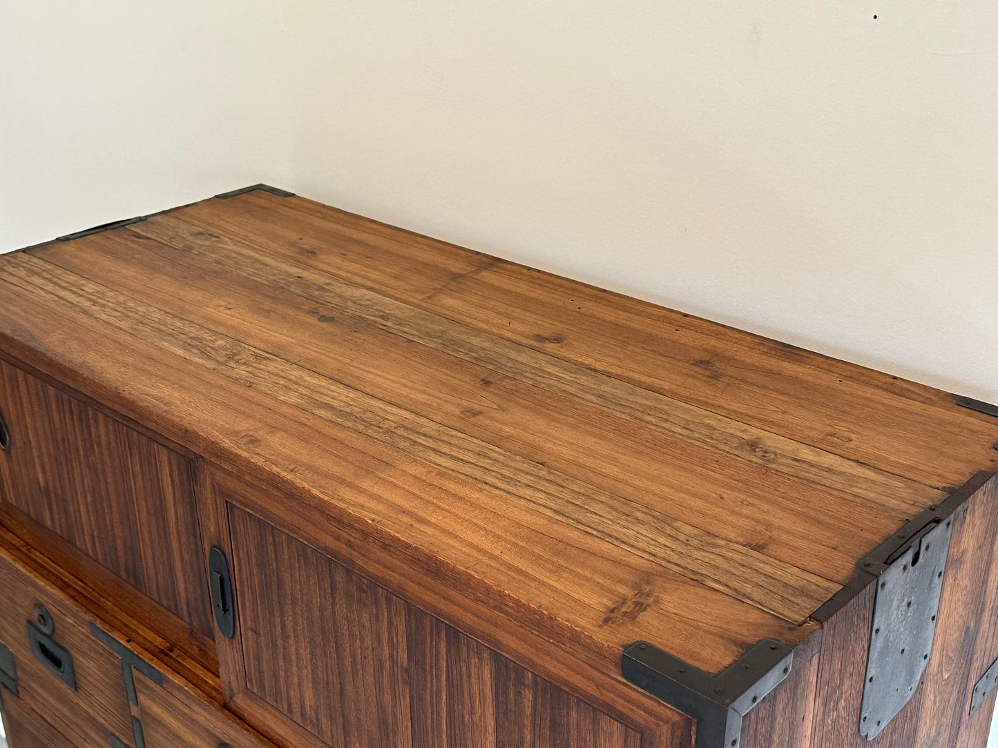 Antique Japanese Isho-Tansu Clothing Chest Taisho c1920’s 57”H Kiri Wood