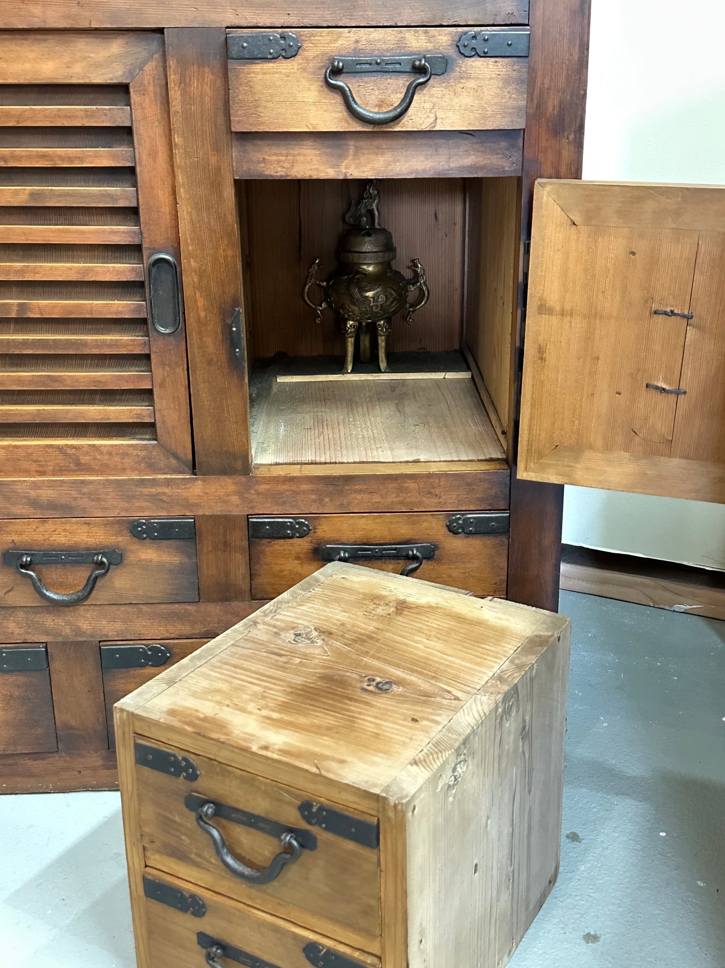 Antique Japanese Document Tansu Meiji Era Hinoki & Sugi Wood Chobadansu 66x37"