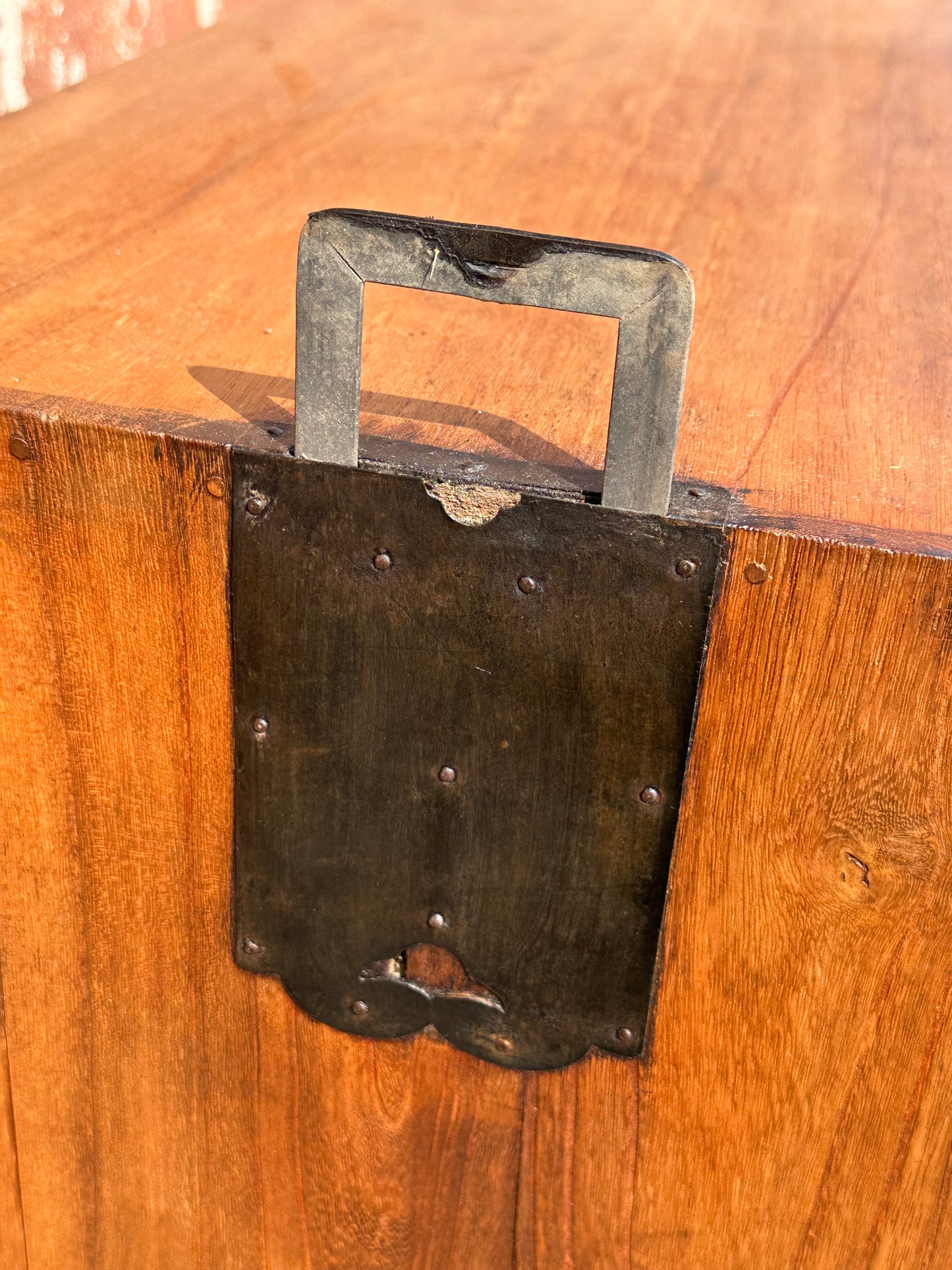 Antique Japanese Ishodansu Clothing Chest Tansu Taisho c1920’s 56”H Kiri Wood