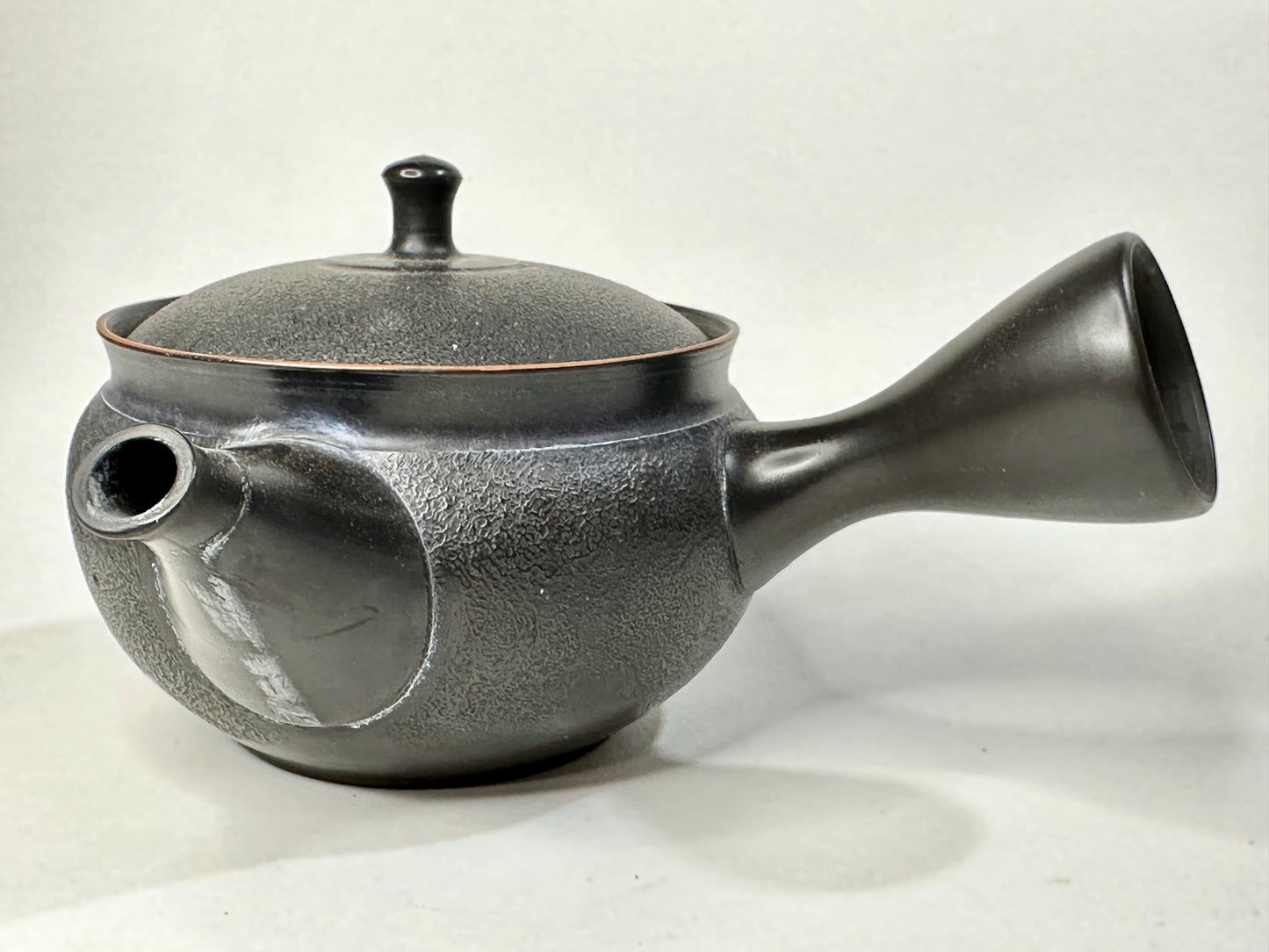 Vintage Prized Japanese Kyusu Sencha Tea Black Ceramic Tea Pot Hallow Side Handle Signed