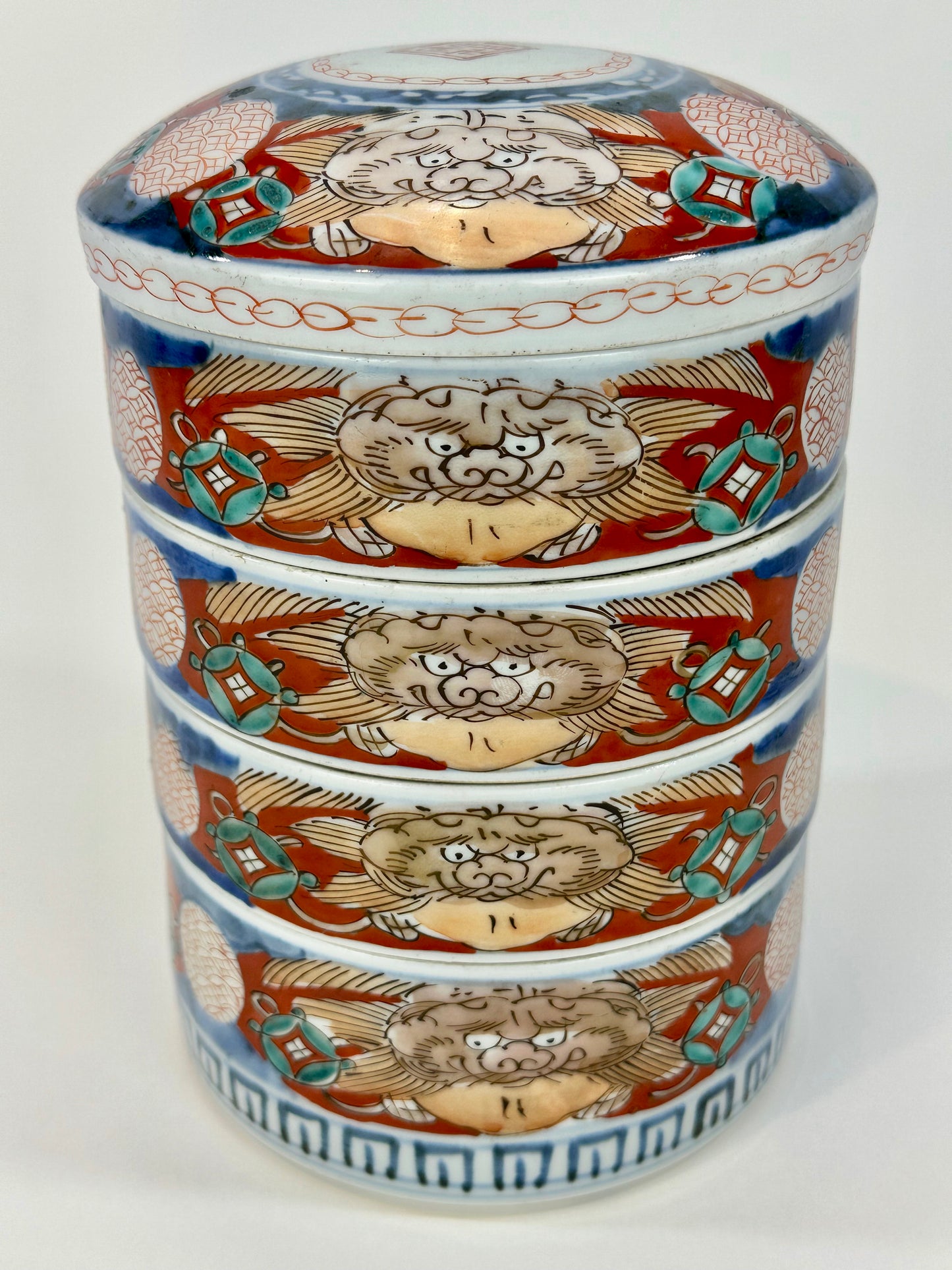 Antique Japanese Meiji Era 4 Tiered Round Imari Kasane Jubako ShiShi Foo Dogs 9"