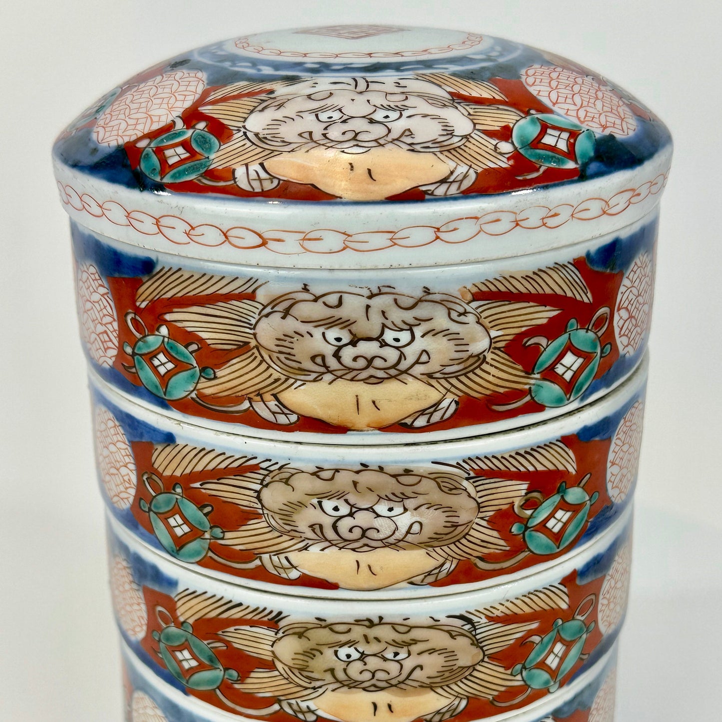 Antique Japanese Meiji Era 4 Tiered Round Imari Kasane Jubako ShiShi Foo Dogs 9"