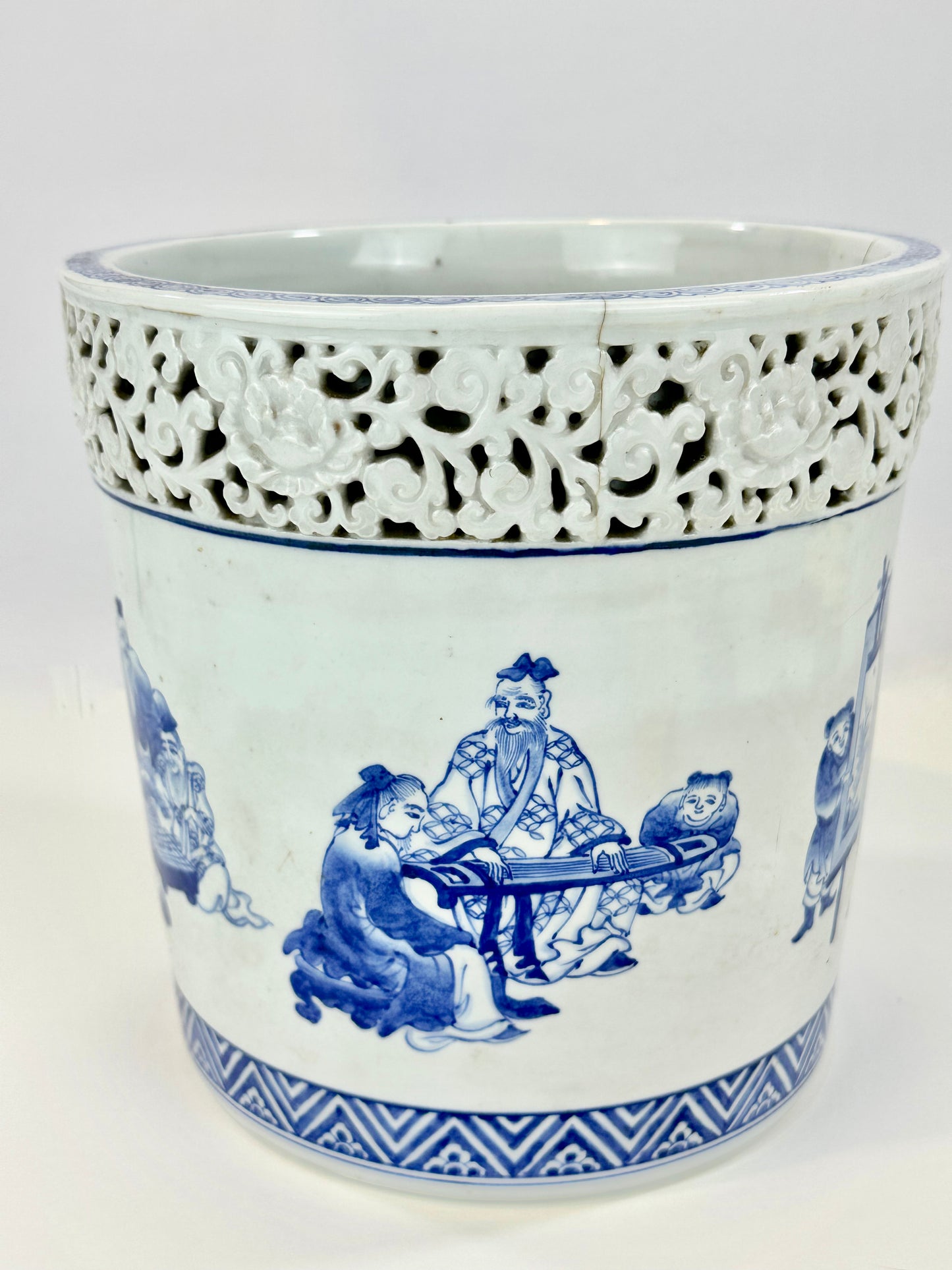 Antique Japanese Meiji Era Ceramic Blue & White Hibachi Brazier Teachers of Art 9”