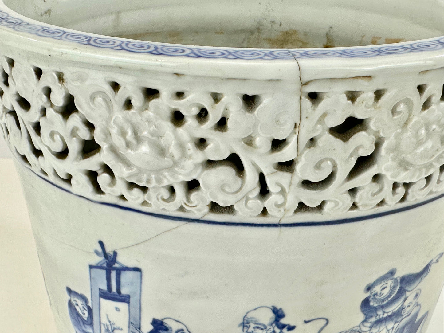 Antique Japanese Meiji Era Ceramic Blue & White Hibachi Brazier Teachers of Art 9”