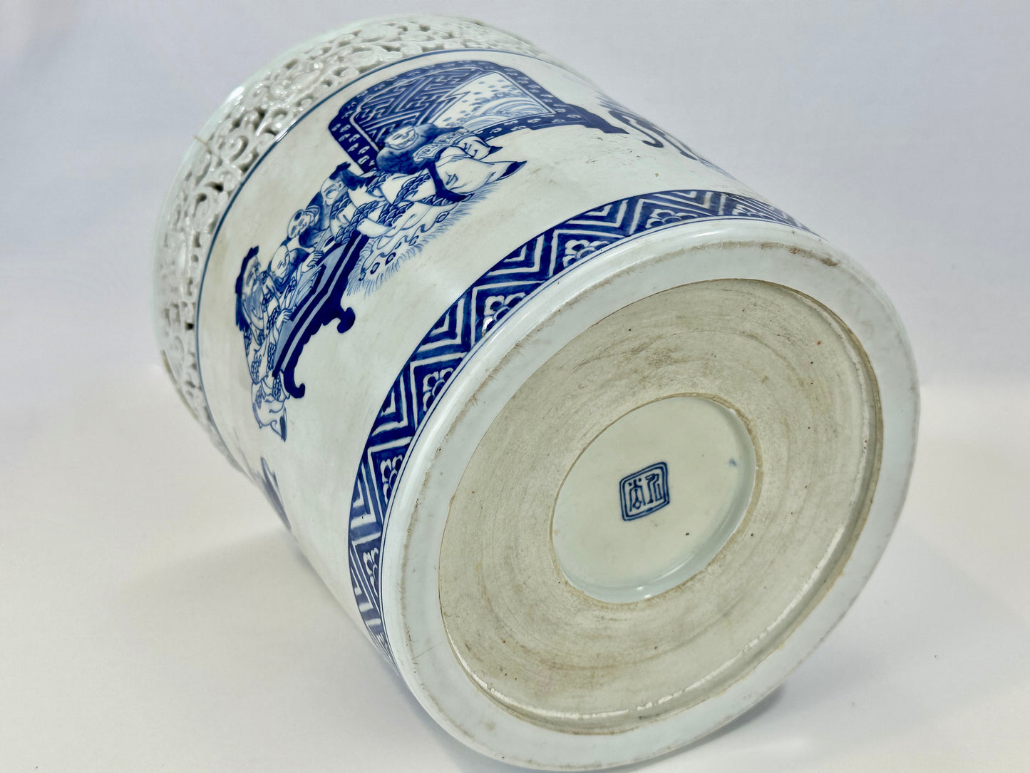 Antique Japanese Meiji Era Ceramic Blue & White Hibachi Brazier Teachers of Art 9”