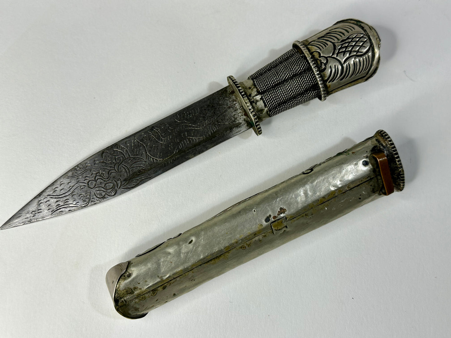 Vintage Tibetan Ceremonial Dagger Ritual Knife Iron Blade w/ Sheath 9"