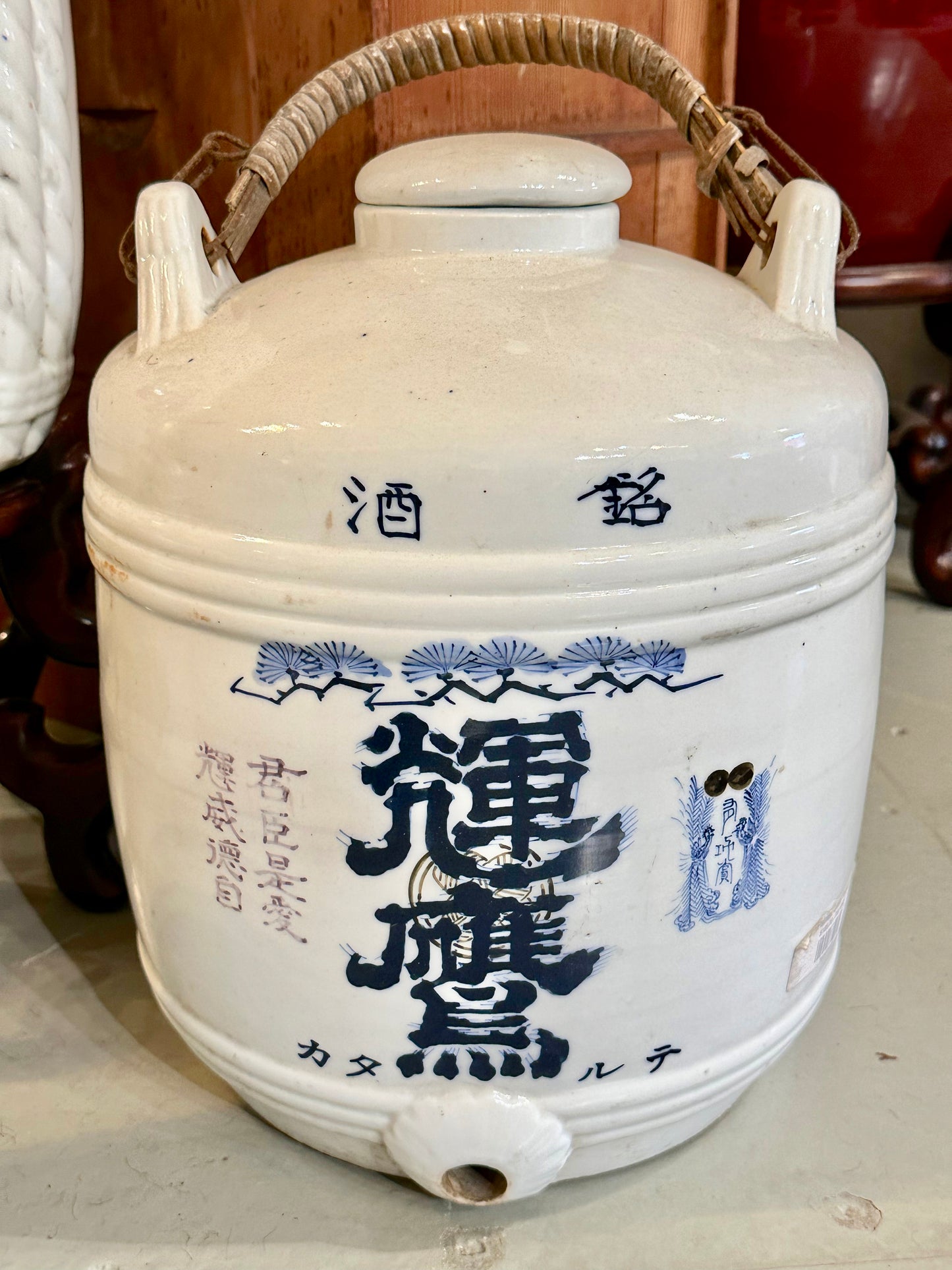 Antique Japanese (c 1920) Hand Painted Sake Tokkuri Jug Blue & White 14"