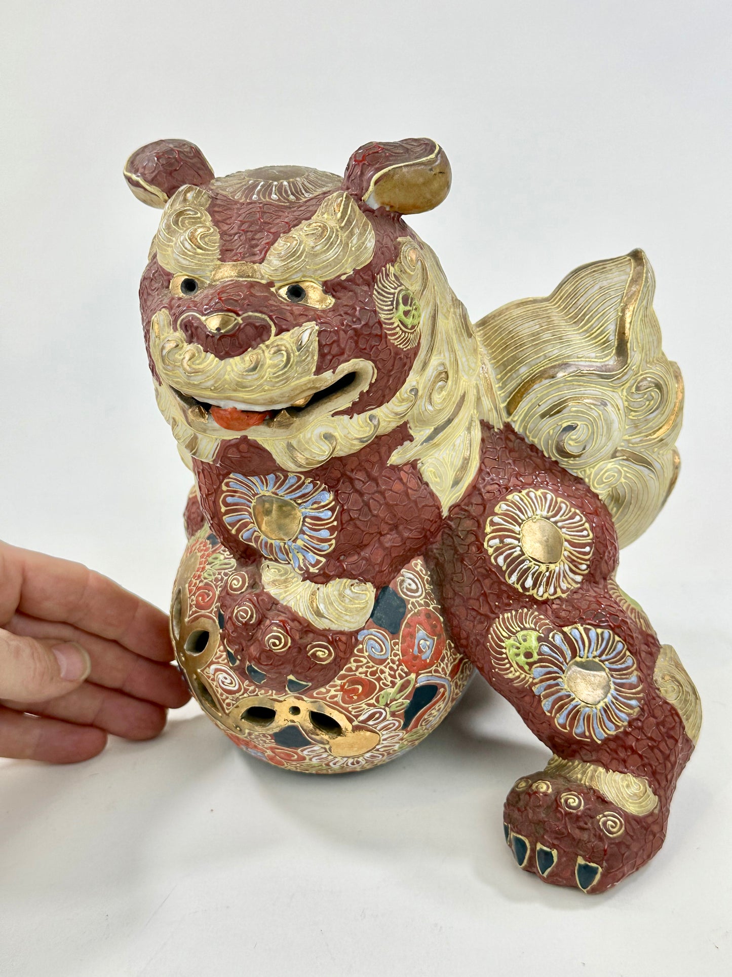 Vintage Japanese Kutani Cermic ShiShi Temple Lion Foo Dog Statue 9”