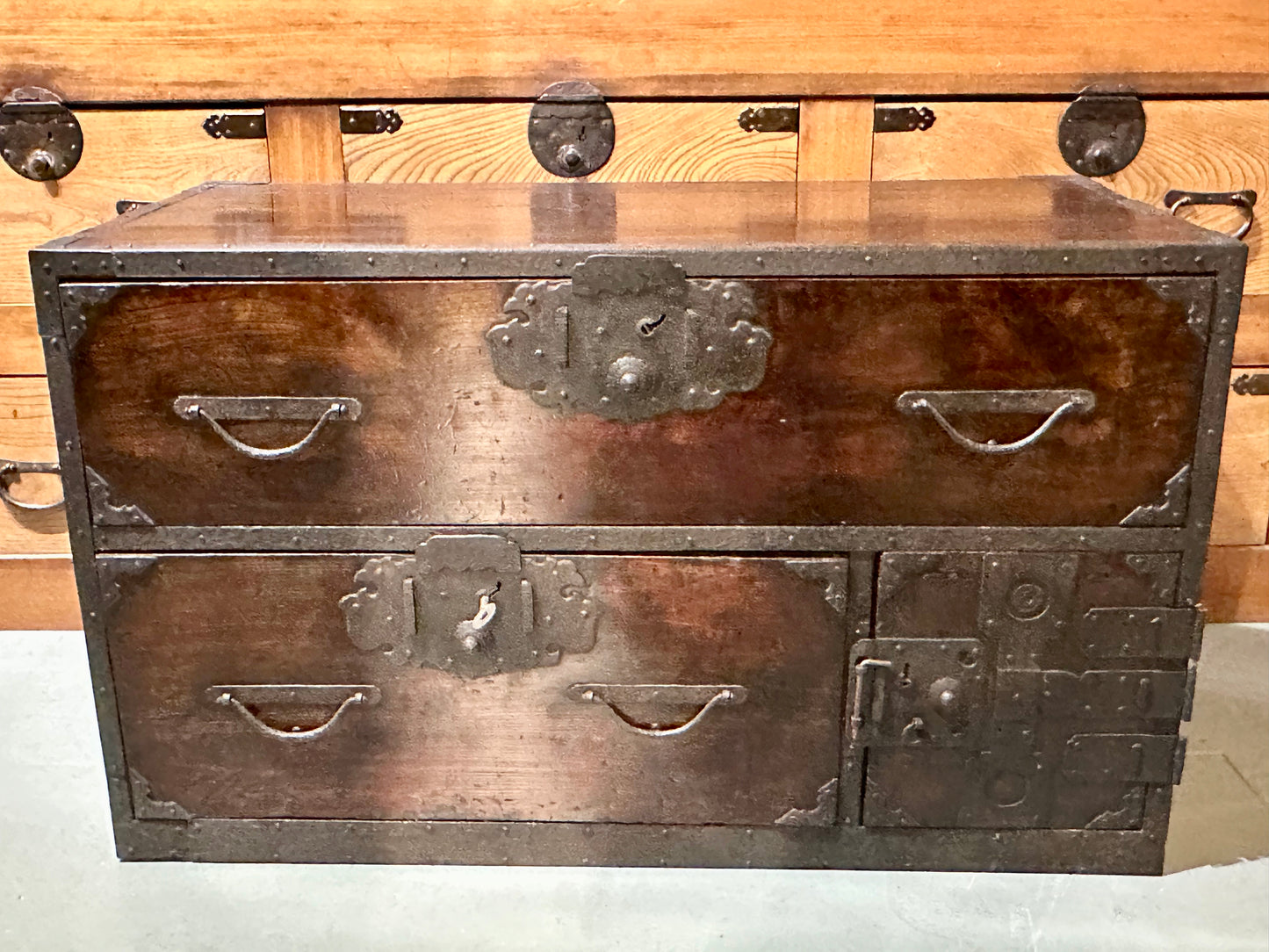 Antique Japanese Edo Era c1850's Clothing Tansu Chest Kiri Wood 34.5"