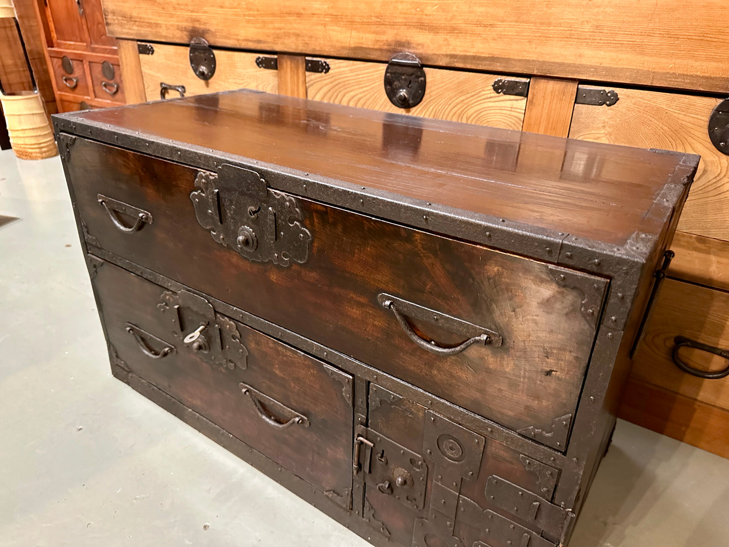 Antique Japanese Edo Era c1850's Clothing Tansu Chest Kiri Wood 34.5"