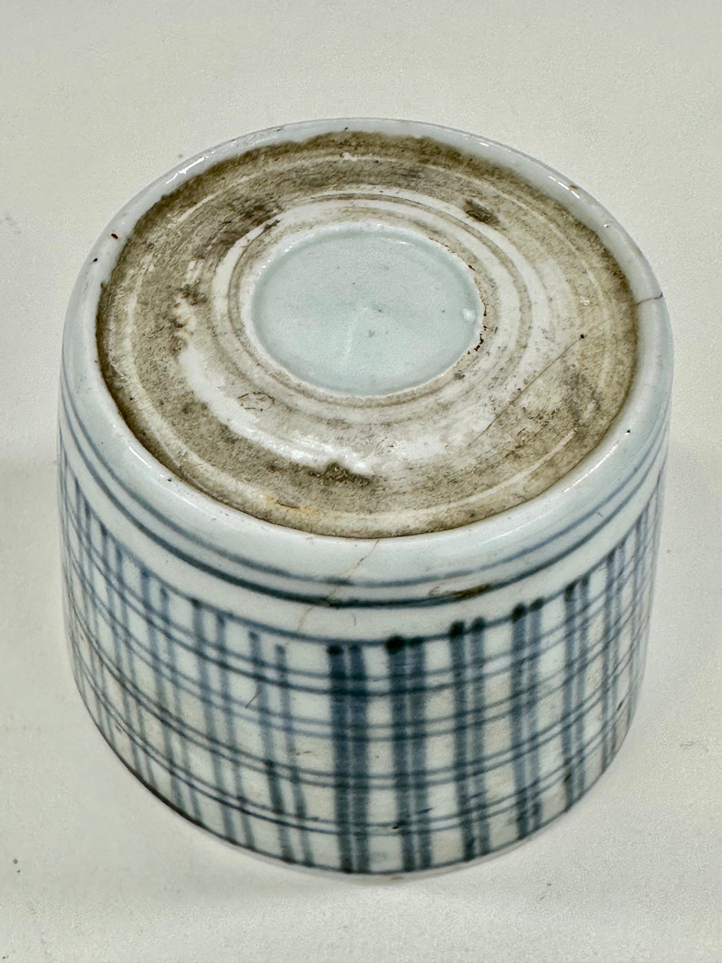 Antique Japanese Edo Era c1850's Imari Sake Cup Sobachoko (damage)