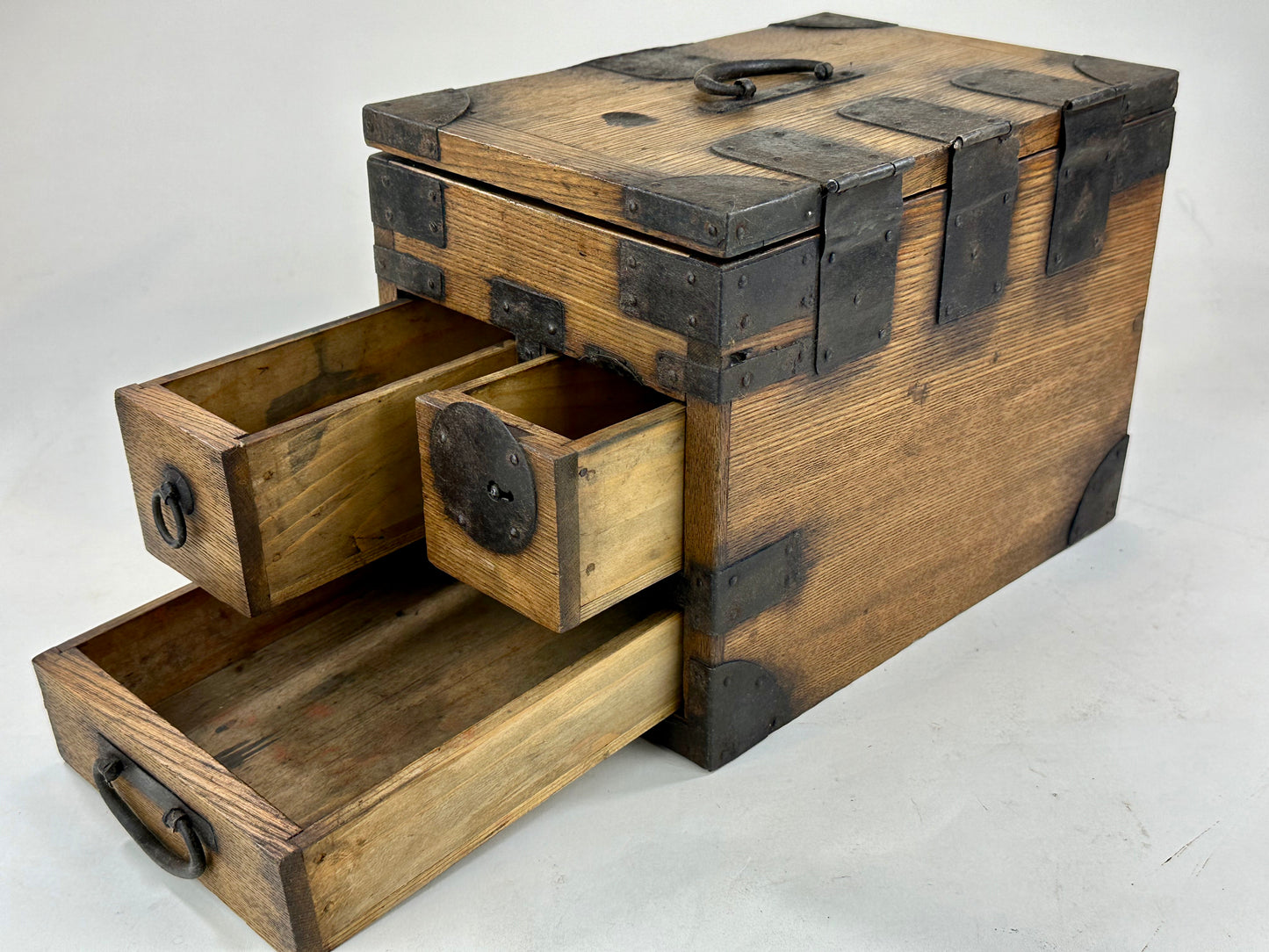Antique Japanese Taisho Era c.1919 Chestnut Wood Suzuribako Calligraphy Tansu 10"