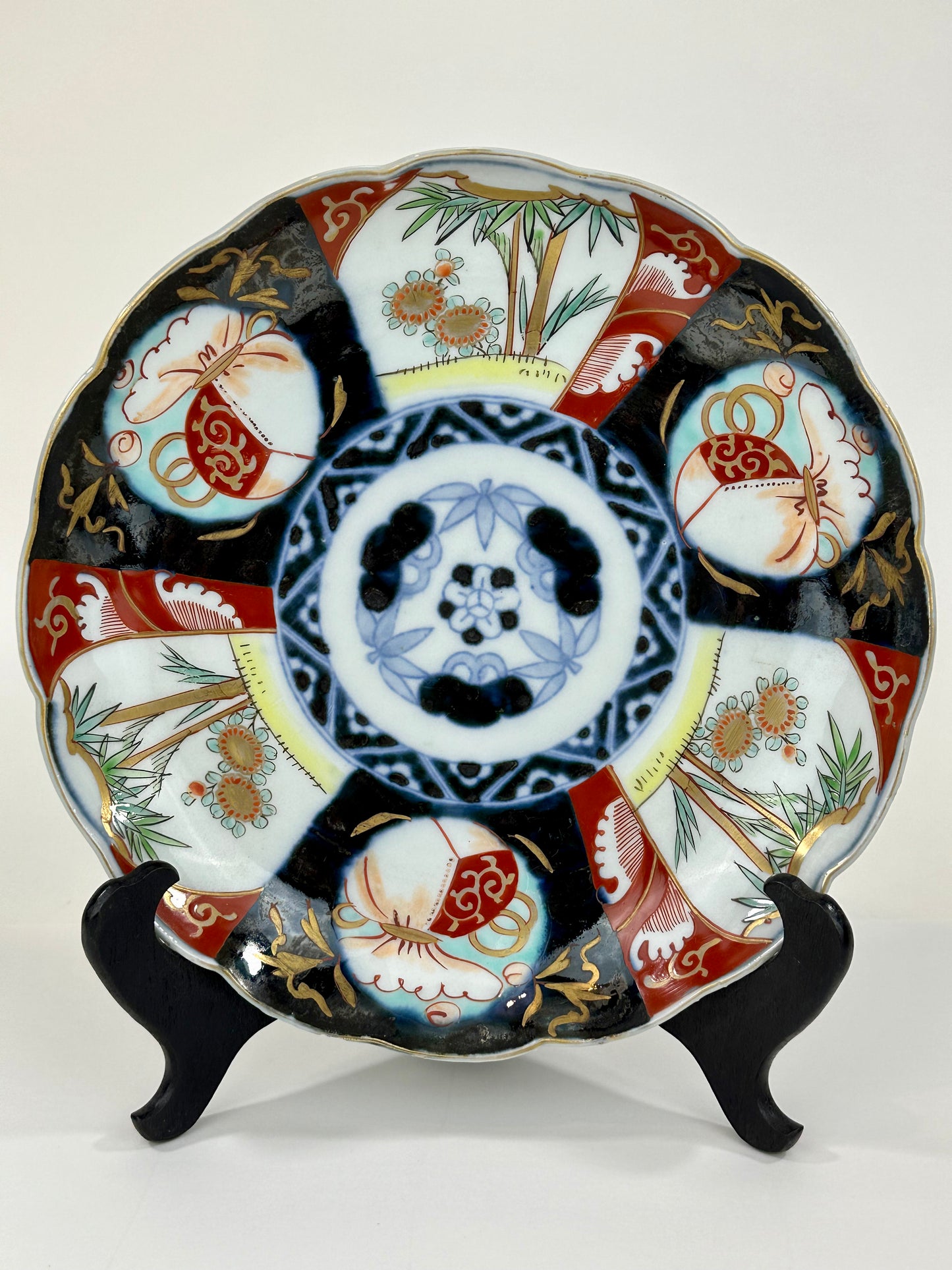 Antique Japanese Edo Era 19th Century Imari Ceramic Plate 9.5"