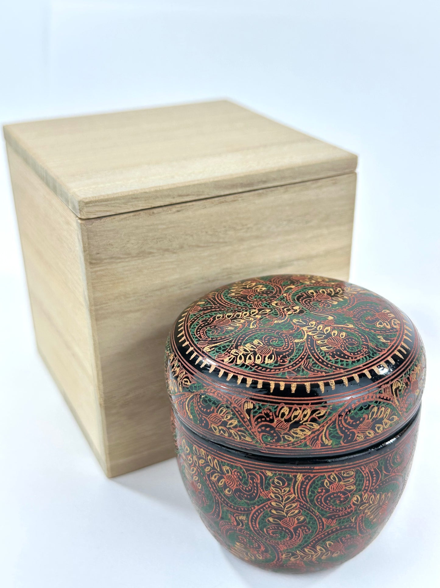 Japanese Kinma Lacquer Chu Natsume Floral Scroll Tea Caddy Sanuki Style