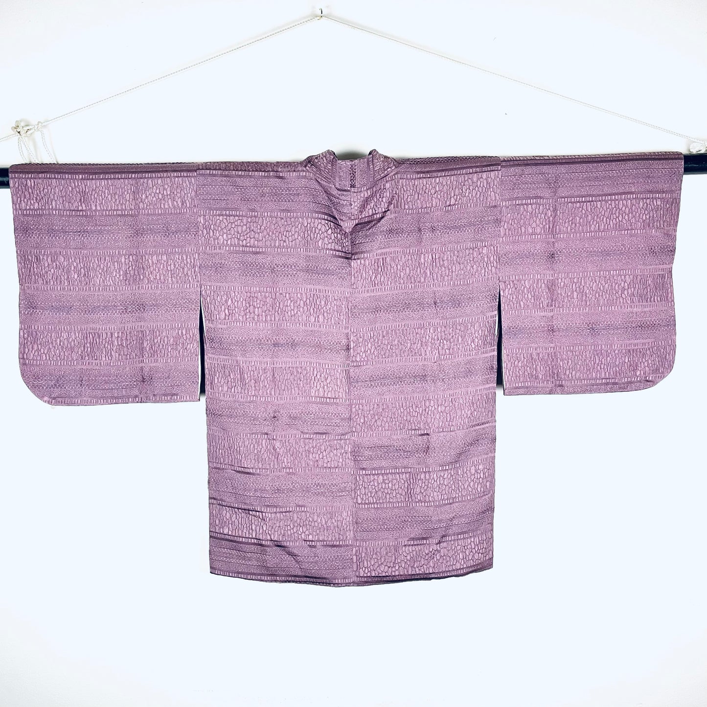 Vintage Japanese patterned Silk Haori Coat in Silk Style 35"L