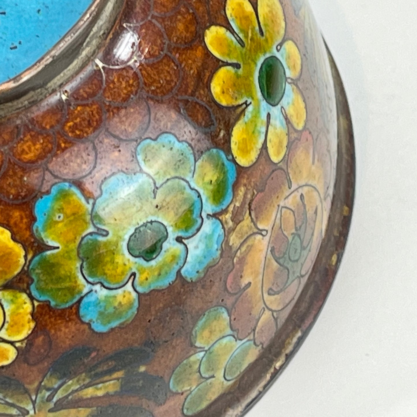 Chinese Cloisonné Bowl Set of Flowers & Blue Intirior 4"