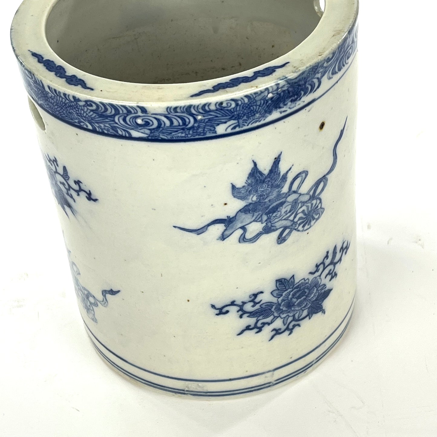 Antique Japanese Meiji Era c.1880 Ceramic Imari Hibachi Brazier w/ Cutout Handels 11”