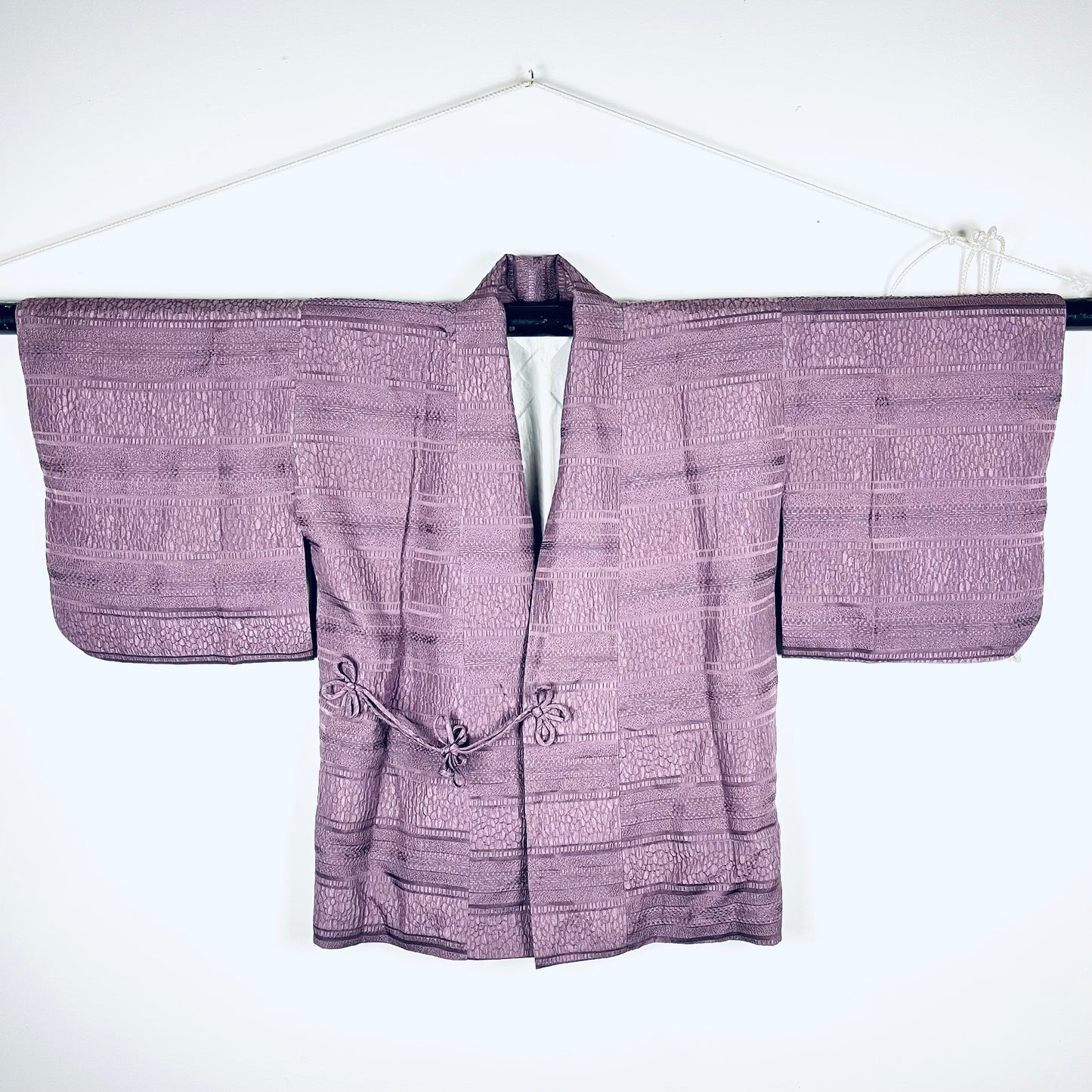 Vintage Japanese patterned Silk Haori Coat in Silk Style 35"L