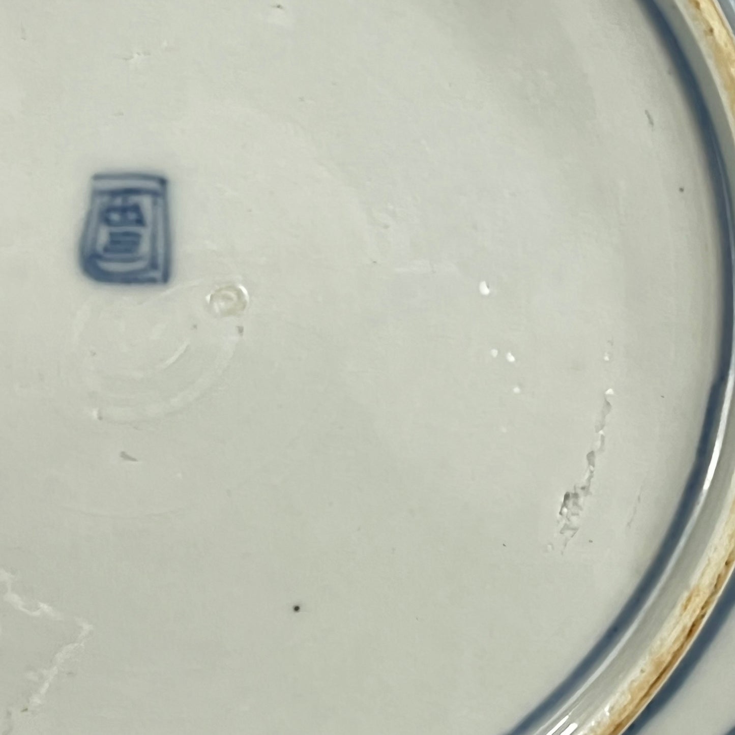 Antique Meiji Era Japanese Ceramic Aka-Imari Plate Traditional Designs