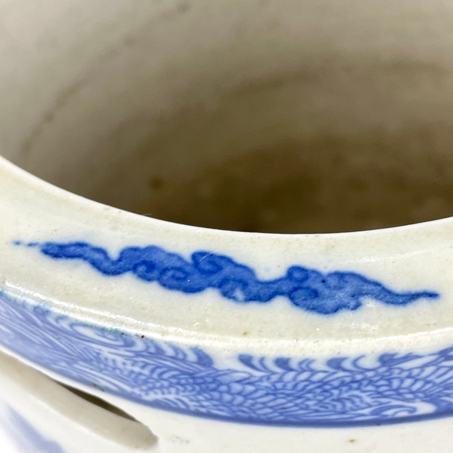 Antique Japanese Meiji Era c.1880 Ceramic Imari Hibachi Brazier w/ Cutout Handels 11”