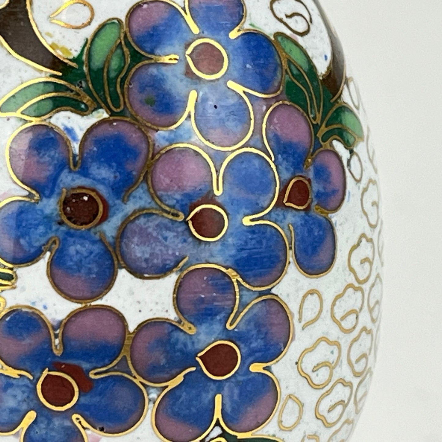 Vintage Chinese Cloisonné Egg 3.5"
