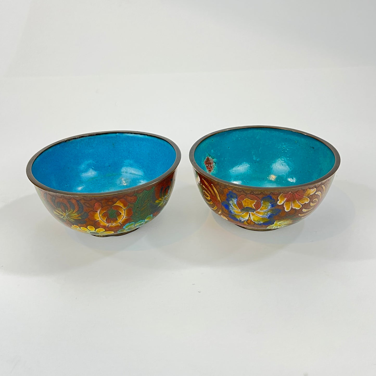 Chinese Cloisonné Bowl Set of Flowers & Blue Intirior 4"