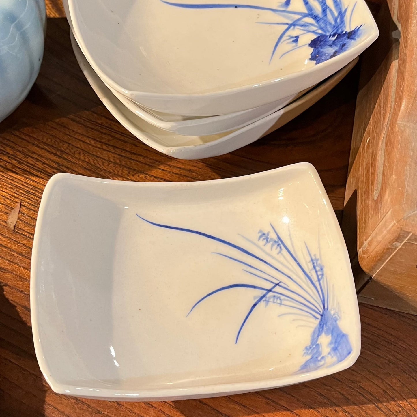 Vintage Japanese Ceramic Imari Dish Kashizara Blue & White 5.5”