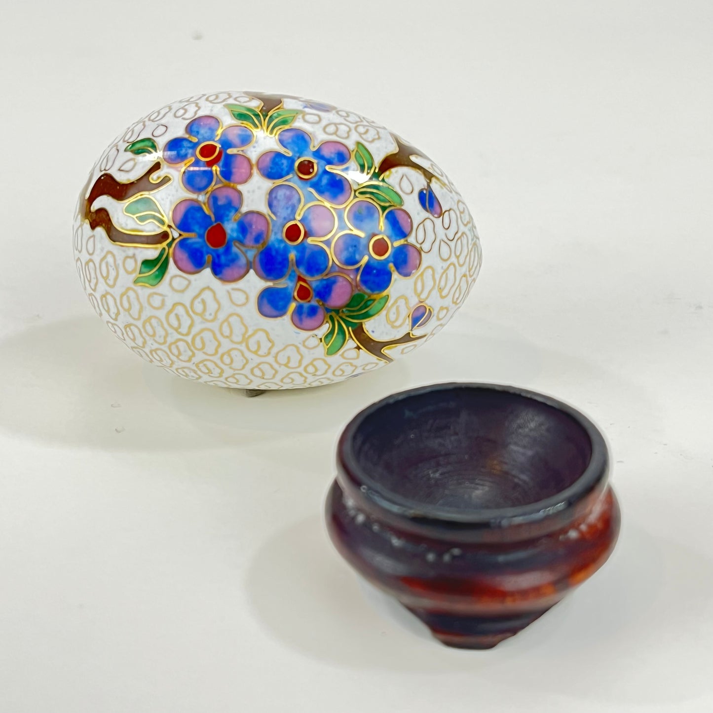 Vintage Chinese Cloisonné Egg 3.5"