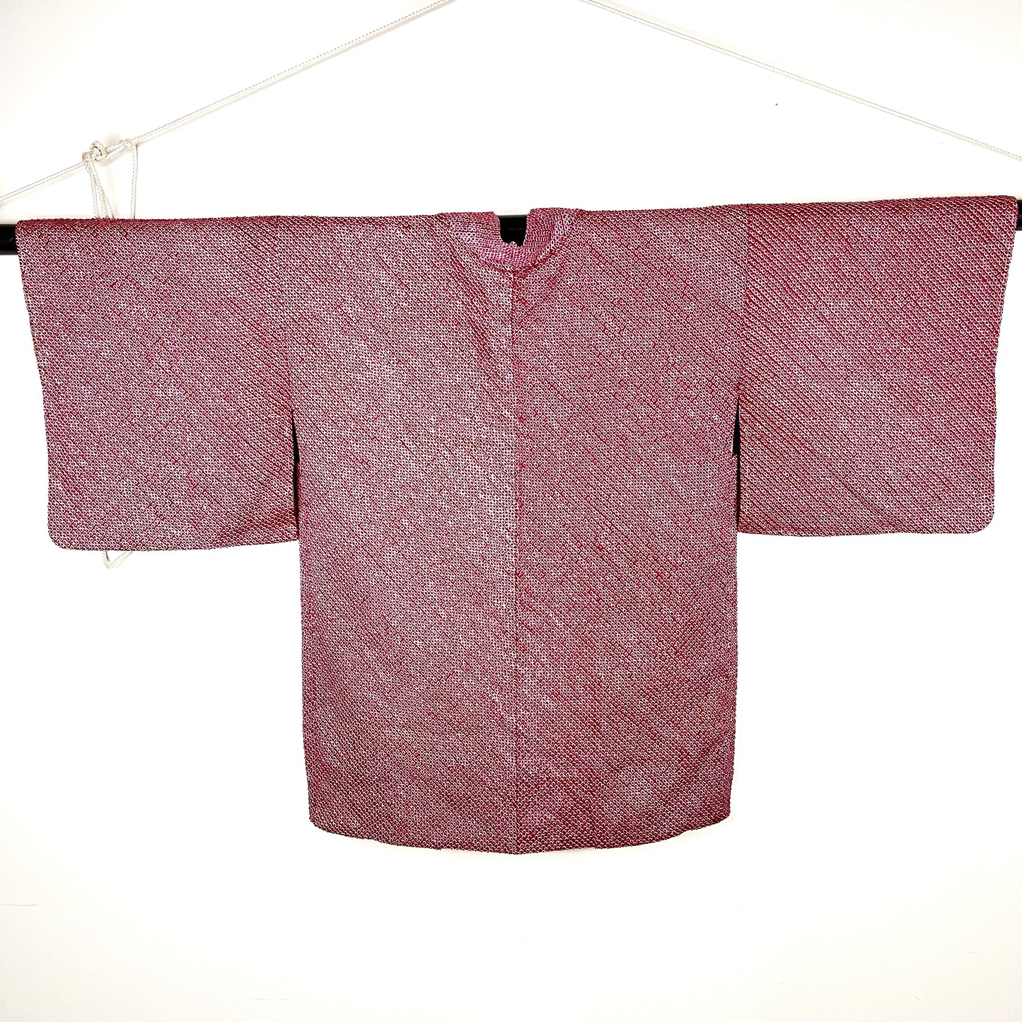 Vintage Japanese Silk Haori Coat in Shibori Tie-dye red 28"L