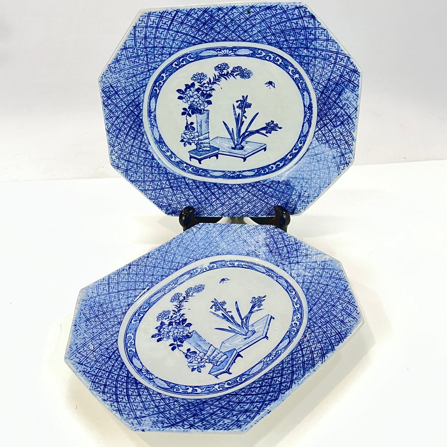 Antique Japanese Meiji Era Octagonal Ceramic Imari Plates Ikebana Motif
