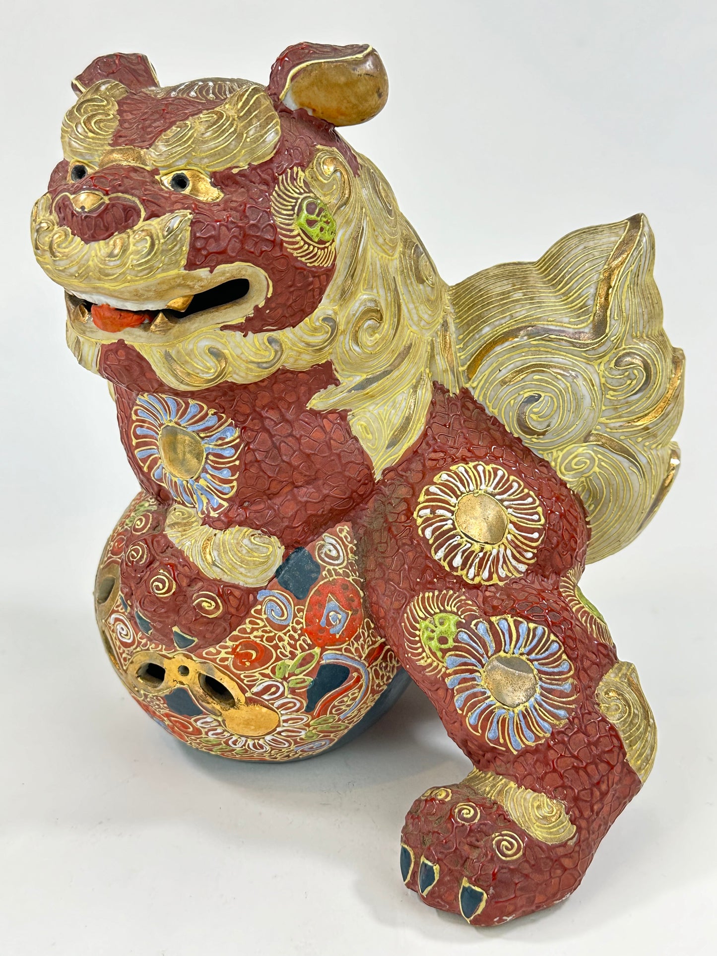 Vintage Japanese Kutani Cermic ShiShi Temple Lion Foo Dog Statue 9”