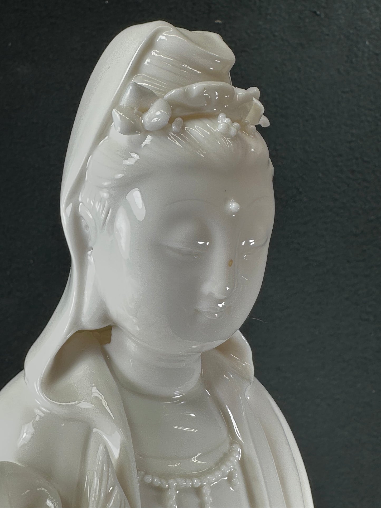 Quan-Yin Statue Porcelain Kutani God/Gooddess of Compassion Drip Fountain 15”