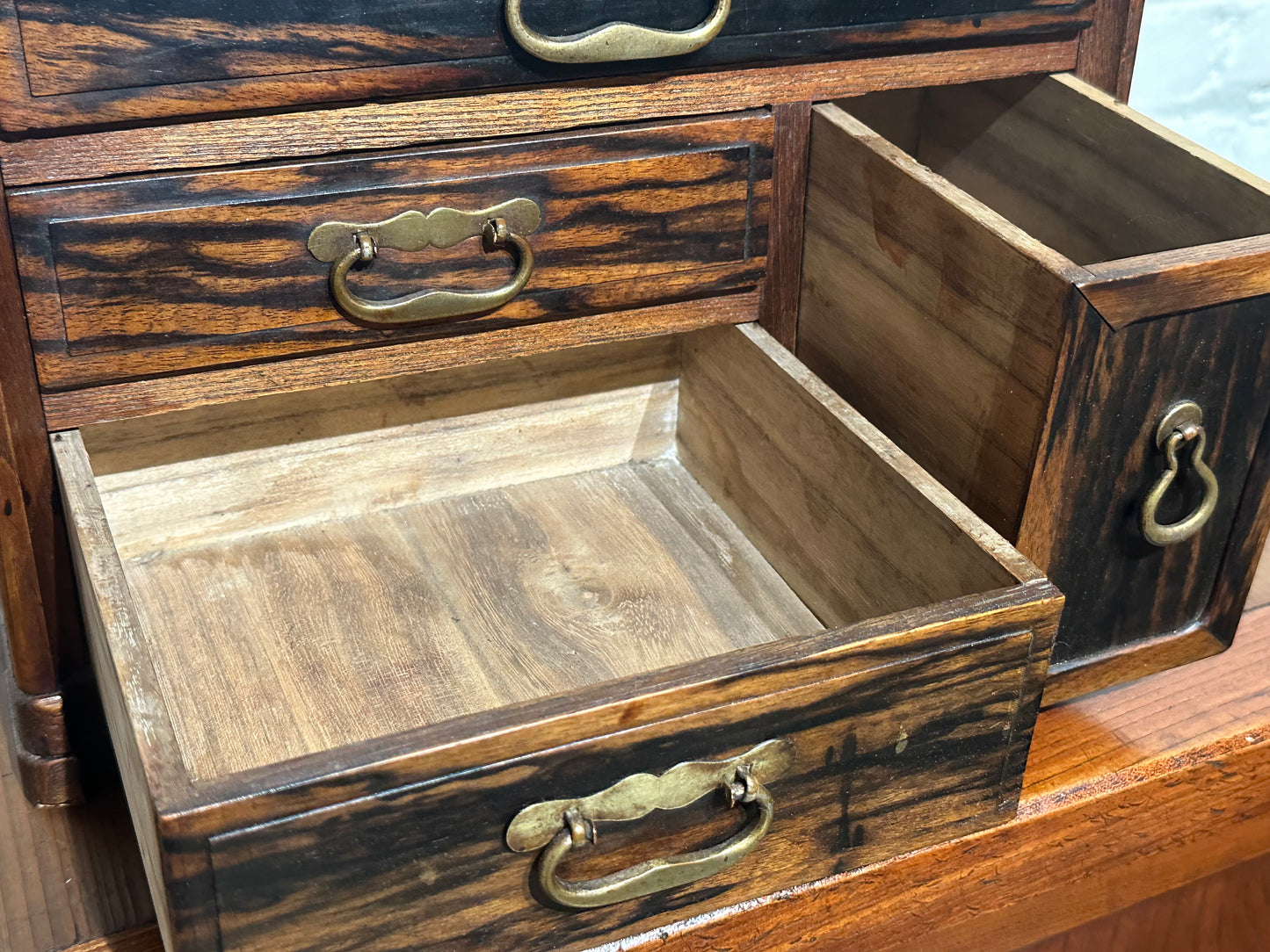 Antique Japanese 4 Drawer Kyodai Vanity Tansu Persimmon Wood 14" Haribako