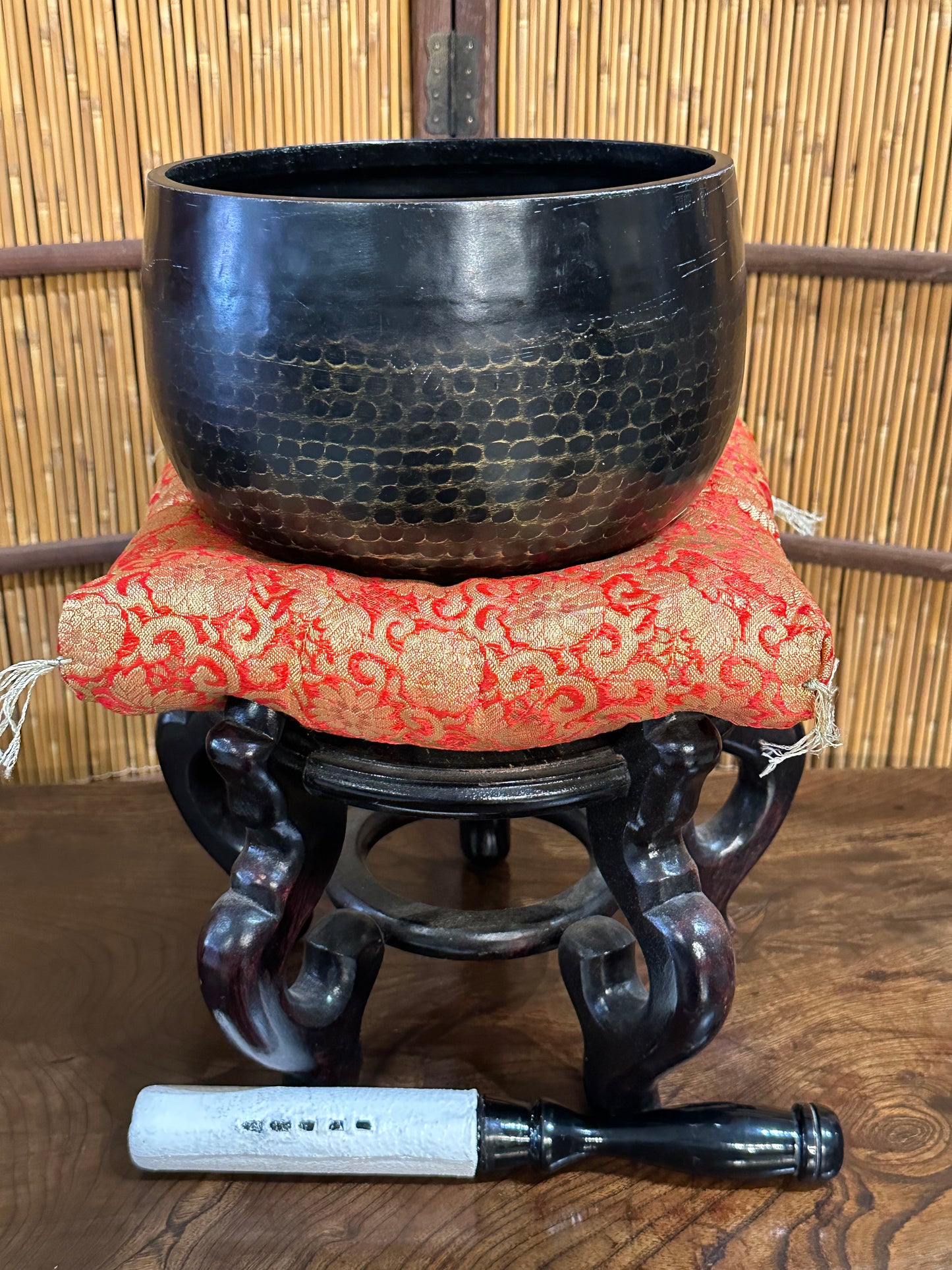 Vintage Japanese Orin Bell Bronze Singing Set w/ Cushion & Stand 9”