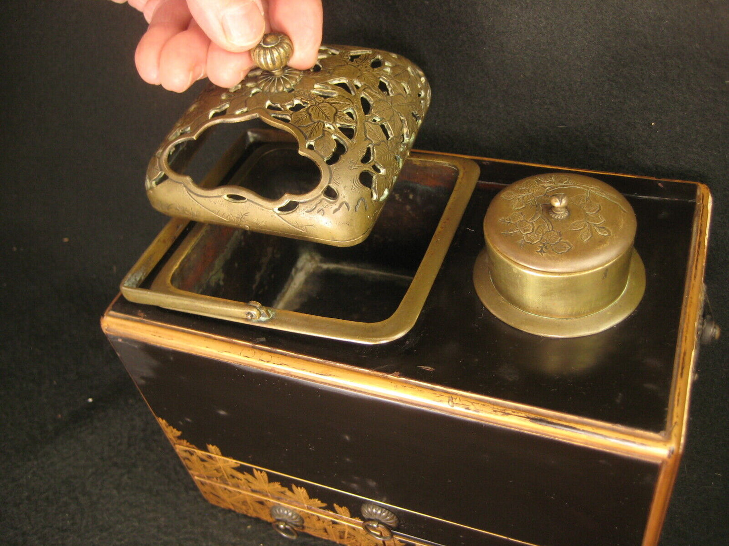 Antique Japanese C.1820 Edo Era Tabakobon 3 Drawer Teaburi Smokers Tansu
