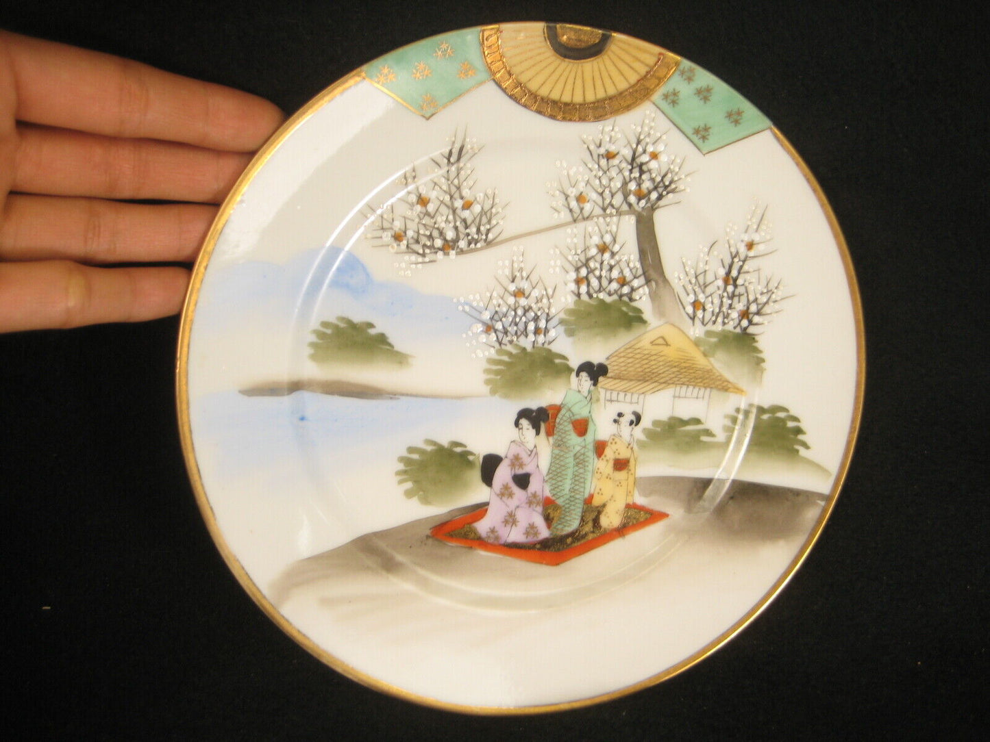 Antique Japanese Meiji Era c.1930 Small Signed Ceramic Plate Dish Geisha Scenic 7"