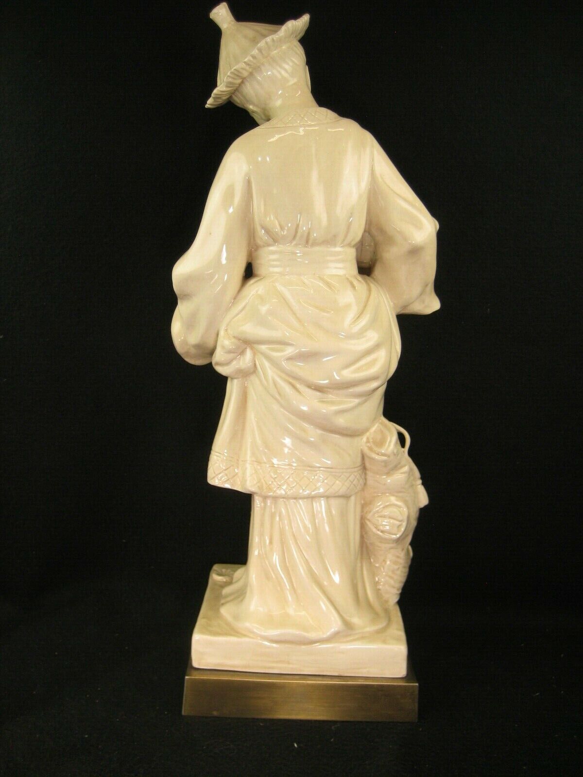 Vintage Chinese Statue (C.1960'S) Blanc De Chine Porcelain Woman W/ Umbrella