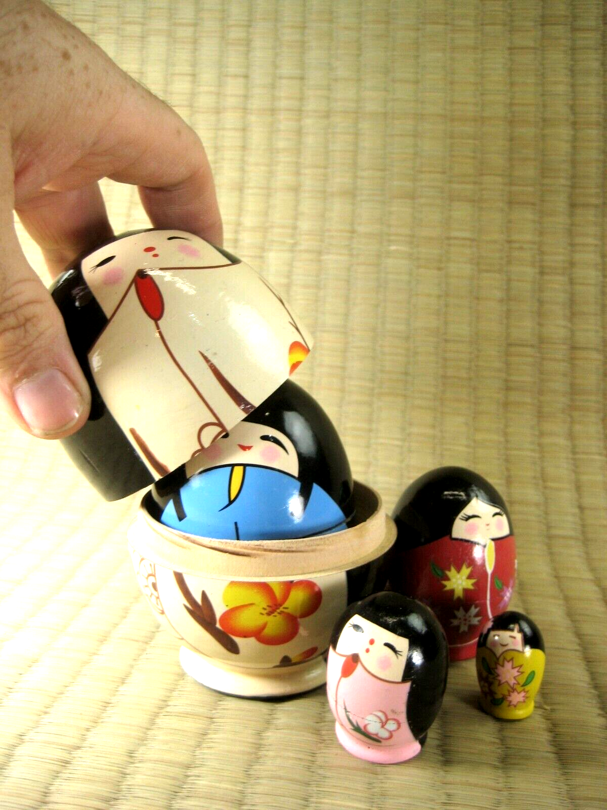 Set Of 5 Japanese Kokeshi Wooden Nesting Dolls In Floral Kimono Matryoshka 10"