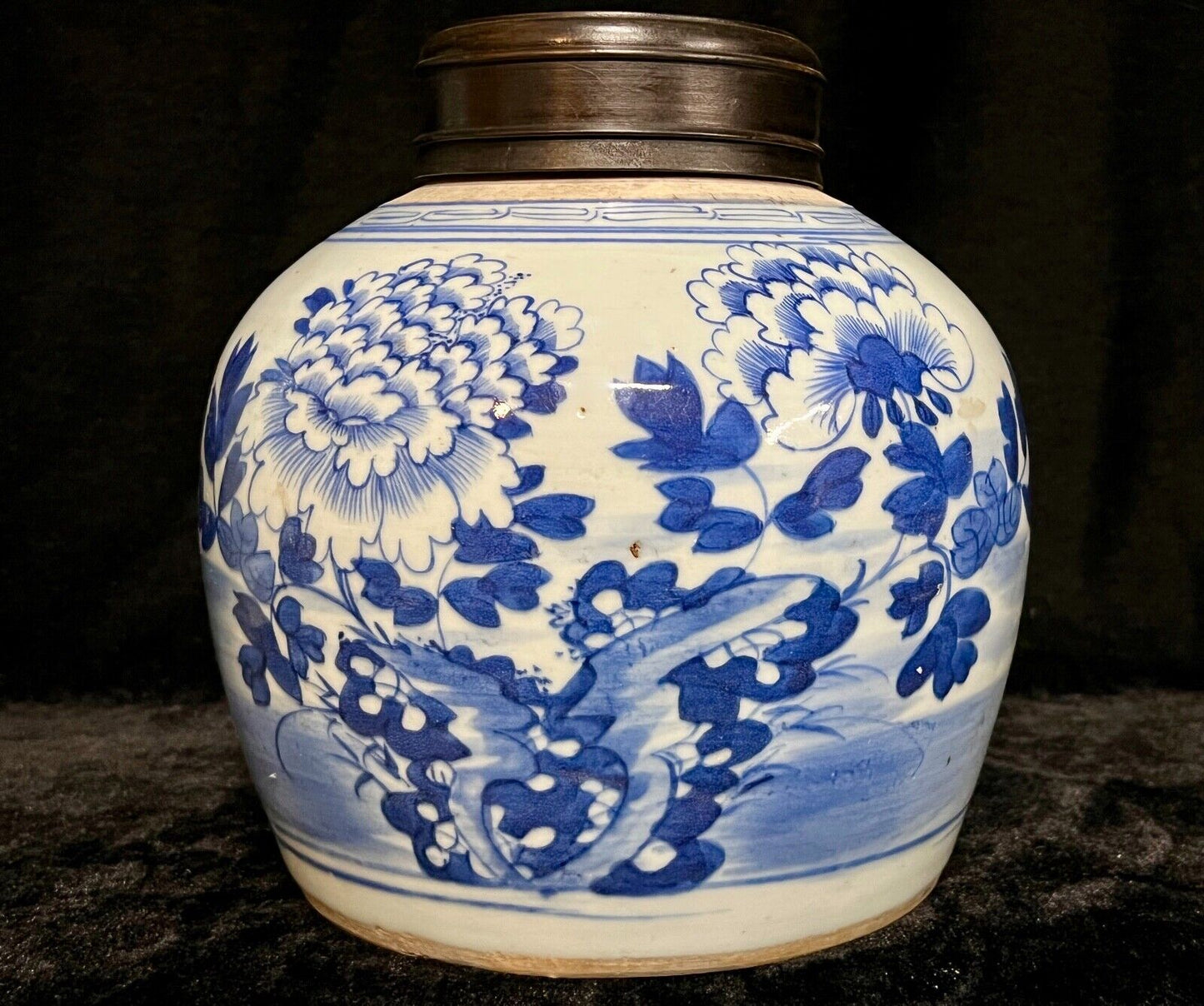 Antique Chinese Qing 19th Century Blue & White Ginger Jar Hand Painted 8"