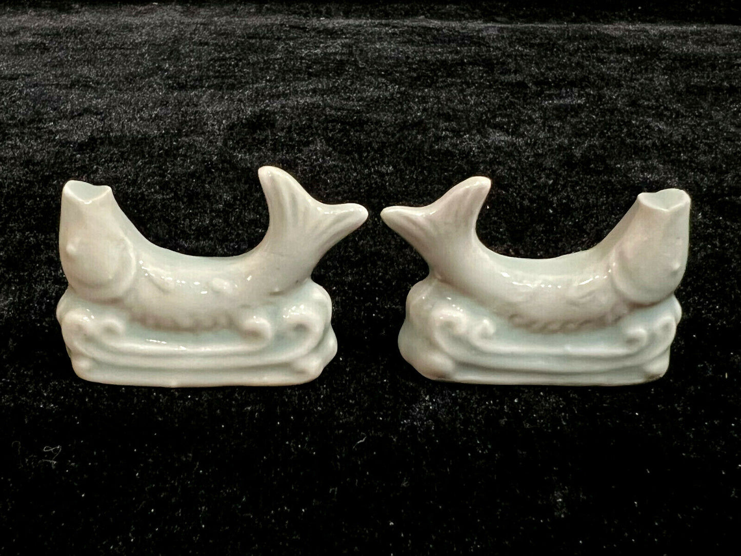 Vintage Japanese Hashioki Ceramic Chopstick Rests Set Of 2 Koi Celedon