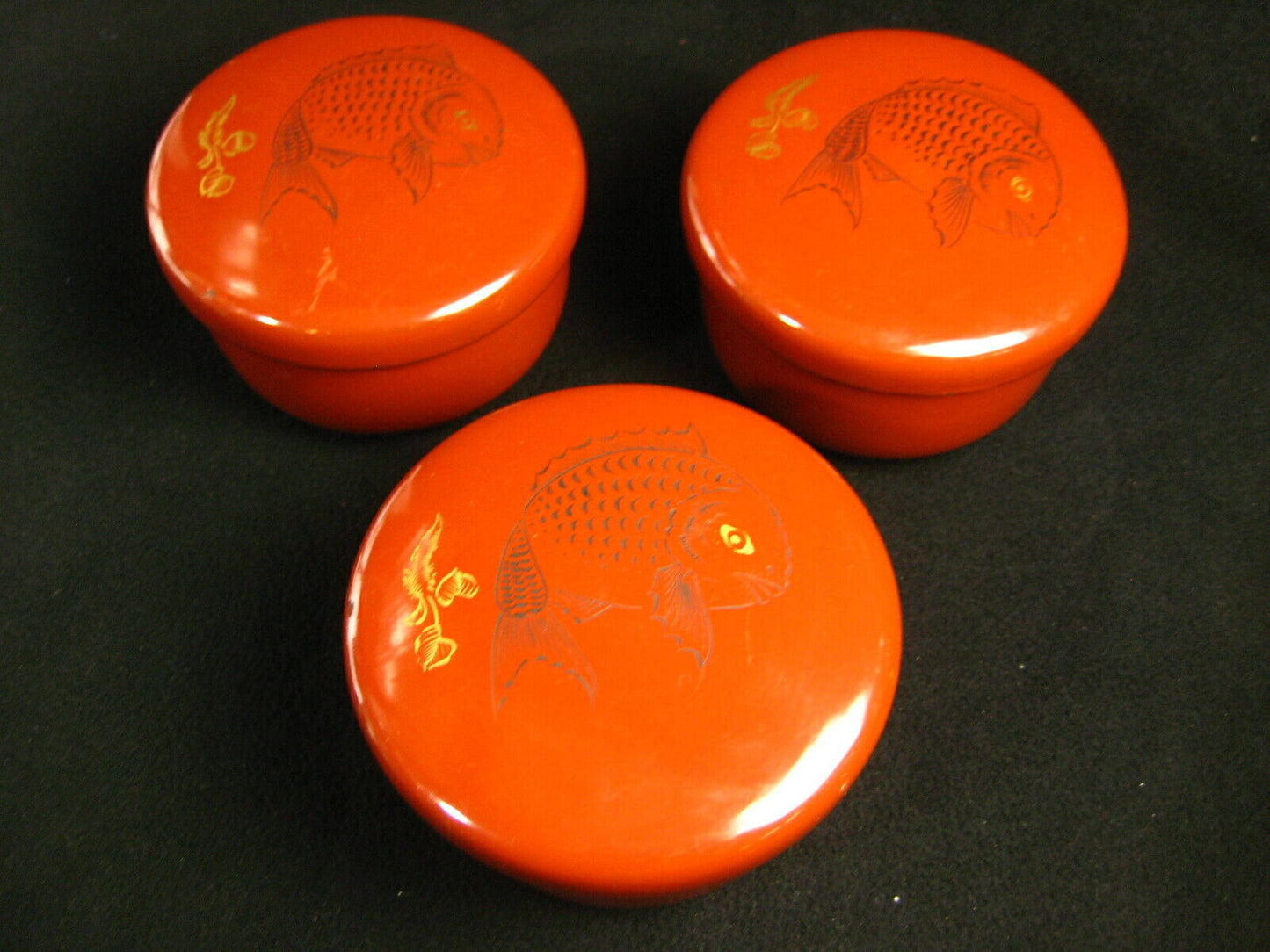 Antique Japanese Meiji Era (C1880) Red Lacquer Soup Bowls W/ Koi Fish Lid