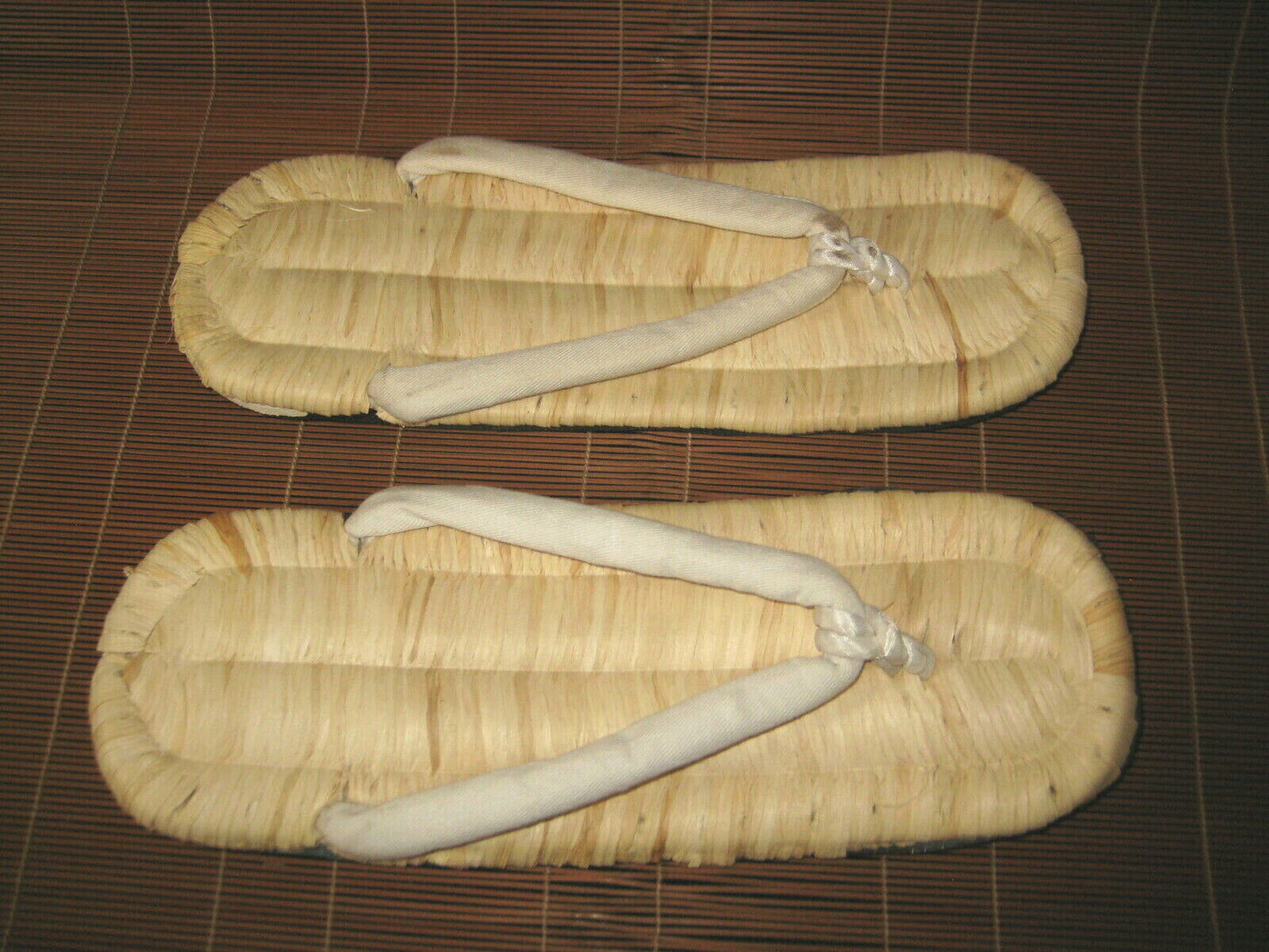 Sandles