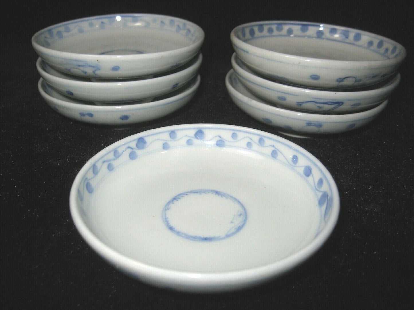 Antique Japanese Edo Era c1860 Imari Ceramic Kashizara Dish Blue & White 4"