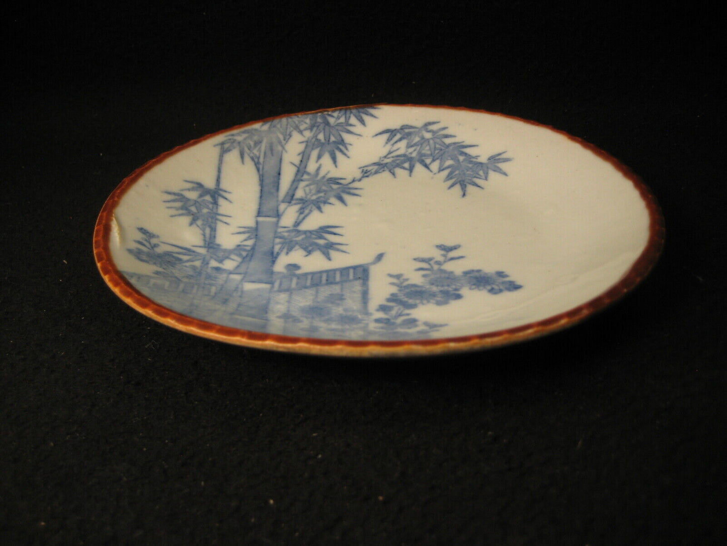 Antique Japanese Meiji Era (C1910) 7" Ceramic Blue/ White Imari Dish Bamboo