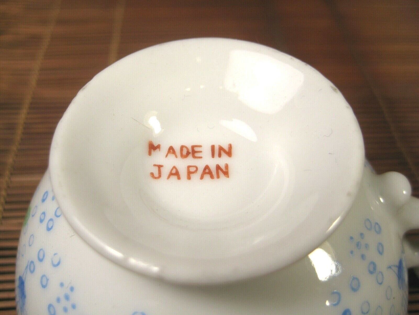 Antique Japanese C1920 Hand Painted Tea Cup & Saucer Set Floral Motif