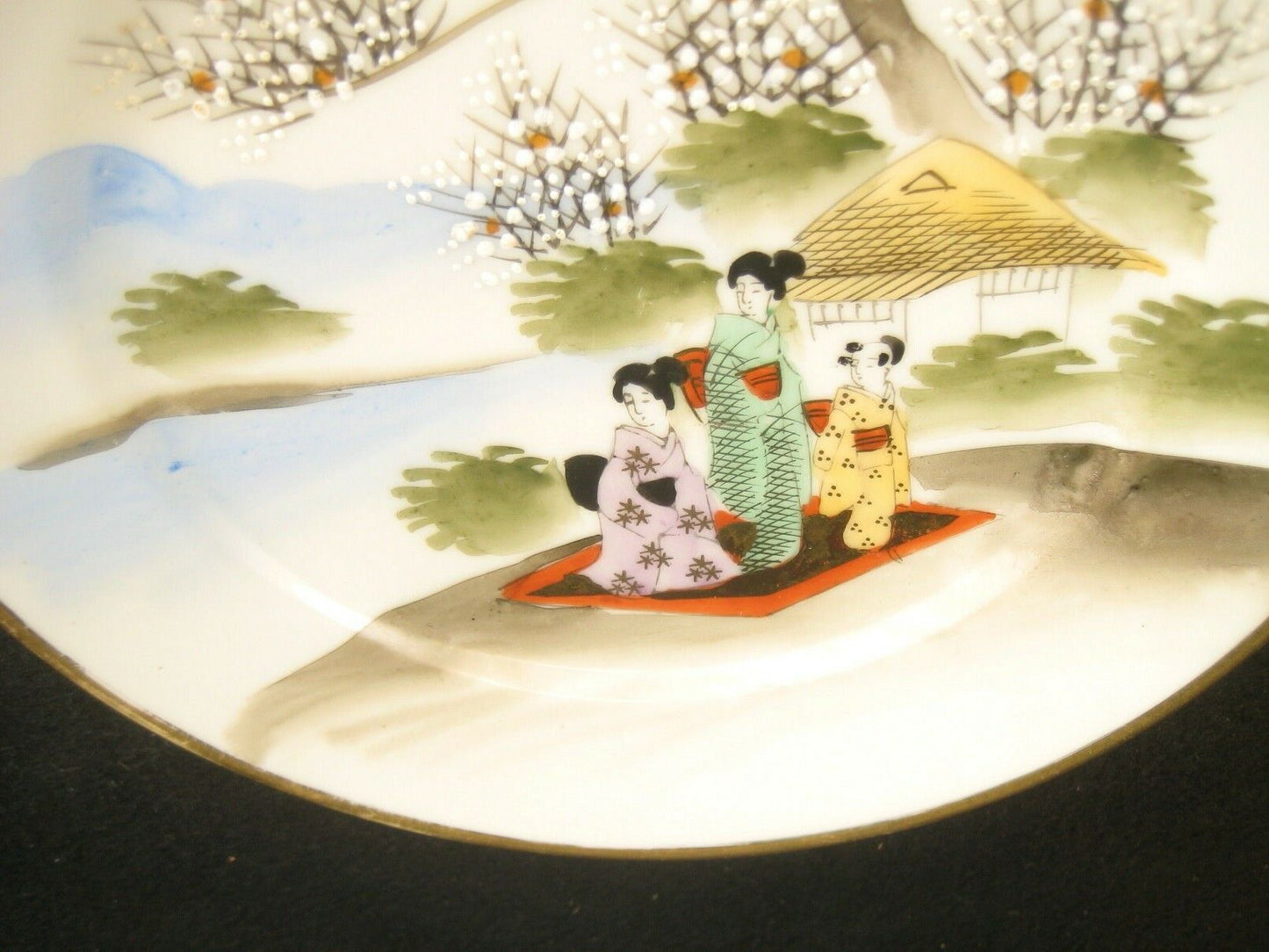 Antique Japanese Meiji Era c.1930 Small Signed Ceramic Plate Dish Geisha Scenic 7"