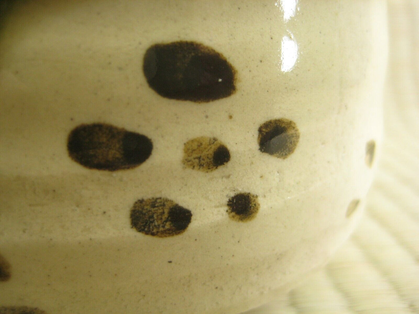 Vintage Japanese Oribe Ware Tea Ceremony Chawan Tea Bowl Green Plum Blossoms 5"
