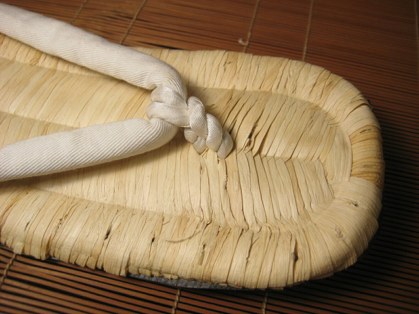 Sandles