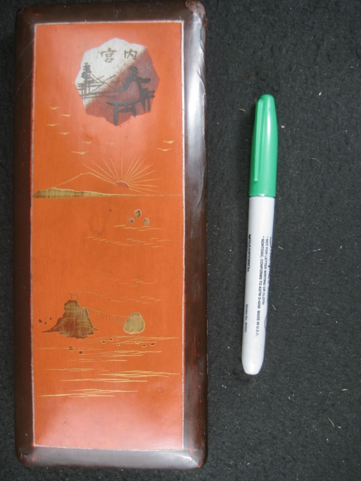 Antique Japanese Lacquered Paper Box With Marrage Rocks In Gold On Red